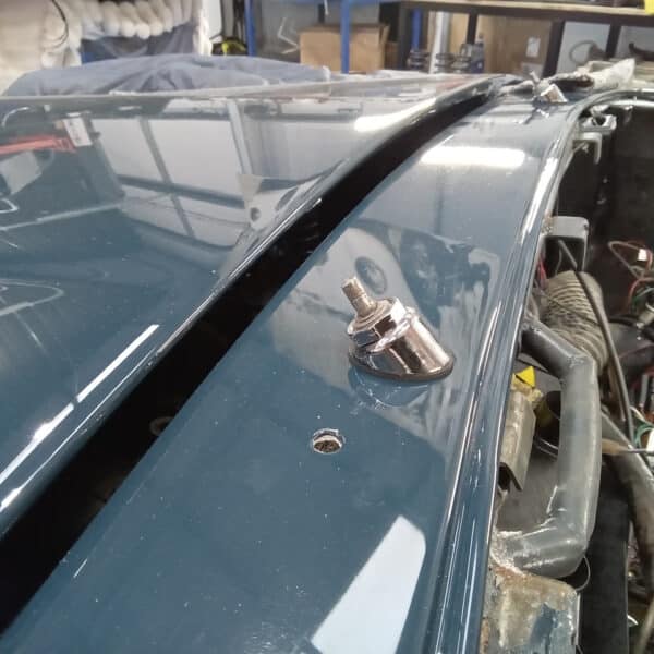 16.09.2025 1969 Aston Martin DB6 Volante Blue fitting new parts 19