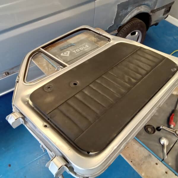 16.09.2025 1971 Fiat 500 Silver Door 3