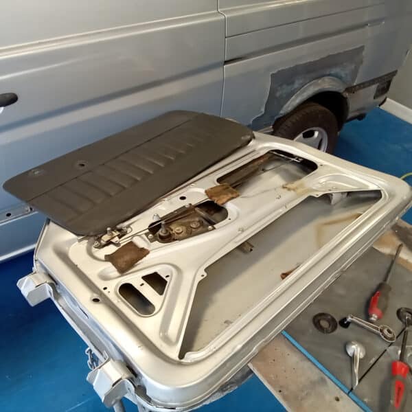 16.09.2025 1971 Fiat 500 Silver Door 4