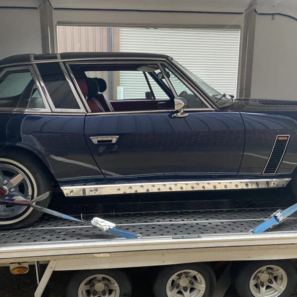 16.09.2025 1976 Jensen Interceptor Blue Transport 1