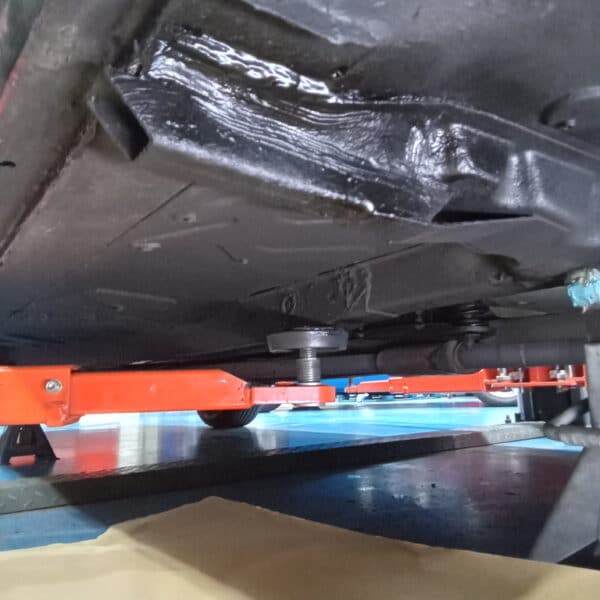 16.09.2025 1985 Daimler DS420 Limo Grey rust repair finished 1