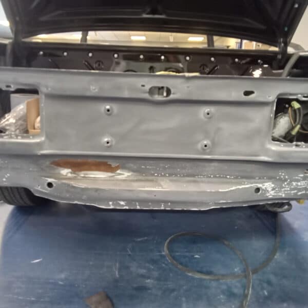 16.09.2025 1987 Mercedes 500 SL Greyprep work 11