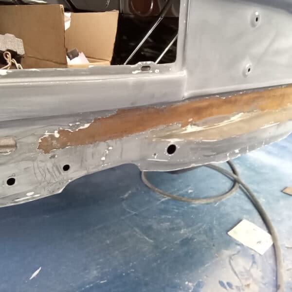 16.09.2025 1987 Mercedes 500 SL Greyprep work 14