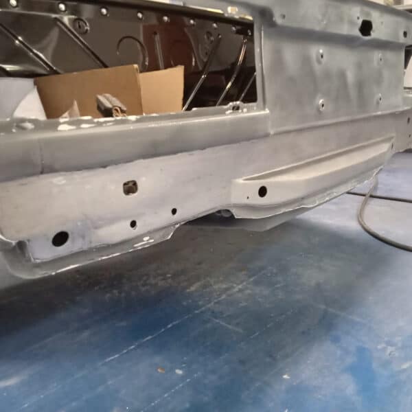 16.09.2025 1987 Mercedes 500 SL Greyprep work 16