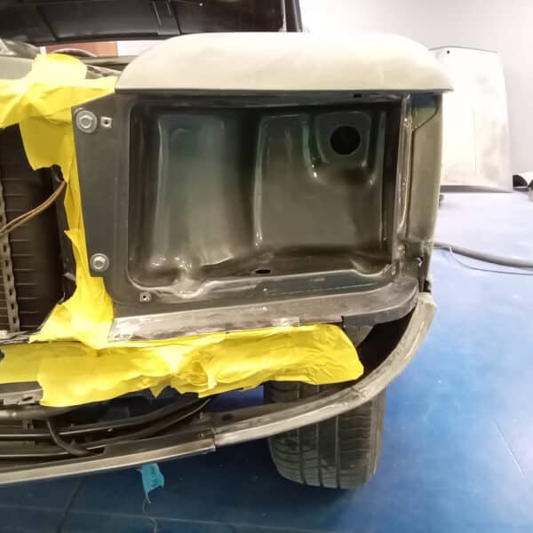 16.09.2025 1987 Mercedes 500 SL Greyprep work 24