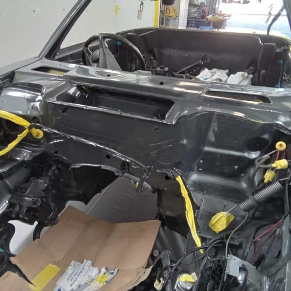 16.09.2025 1987 Mercedes 500 SL Greyprep work 3
