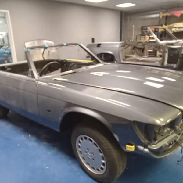 16.09.2025 1987 Mercedes 500 SL Greyprep work 5