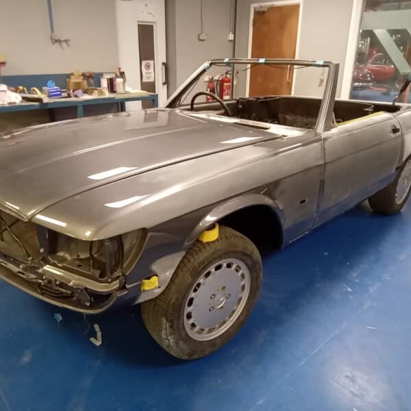 16.09.2025 1987 Mercedes 500 SL Greyprep work 6