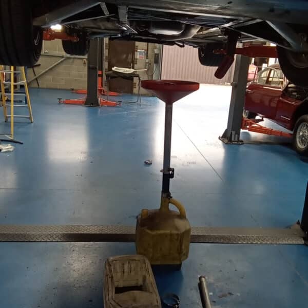 16.09.2025 1994 TVR Chimaera Blue inspection and service 91 17