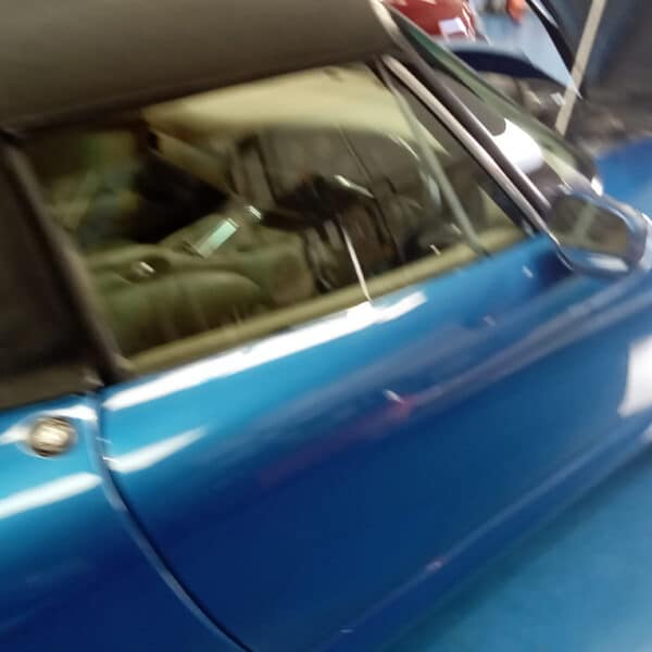 16.09.2025 1994 TVR Chimaera Blue inspection and service 91 3