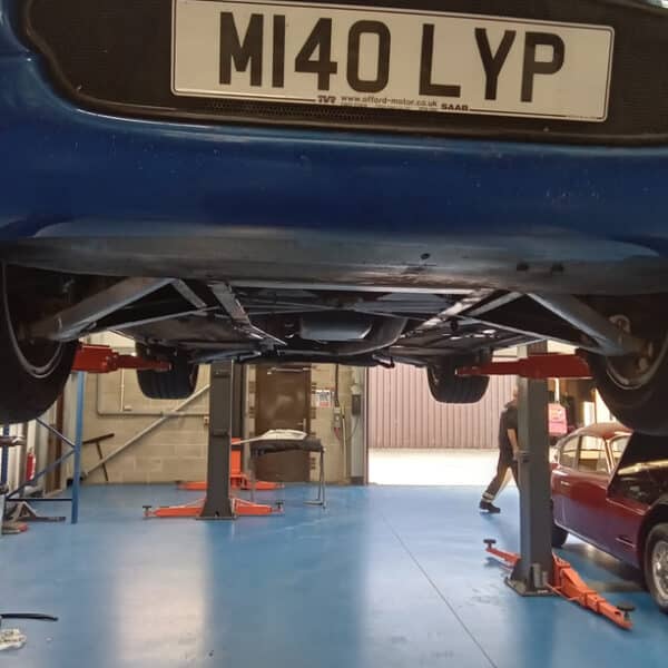 16.09.2025 1994 TVR Chimaera Blue inspection and service 91 6