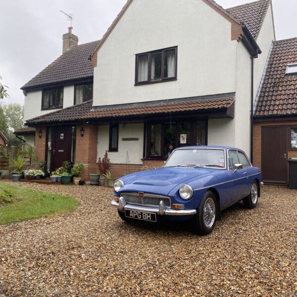 170925 1969 MGC GT Winner