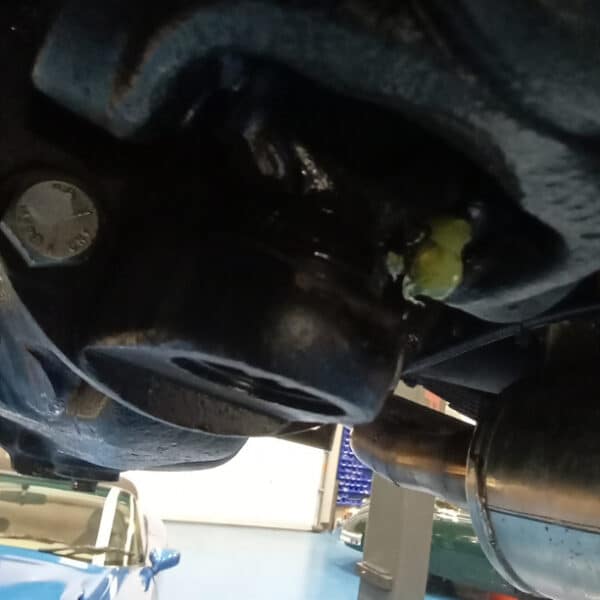 180925 1956 Jensen 541 Oil and Filter Change Bolt Check 3
