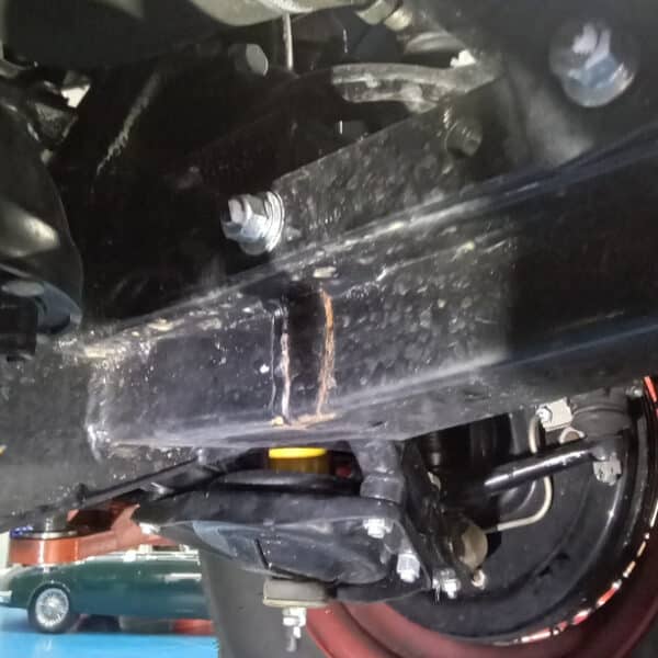 180925 1956 Jensen 541 Oil and Filter Change Bolt Check 8