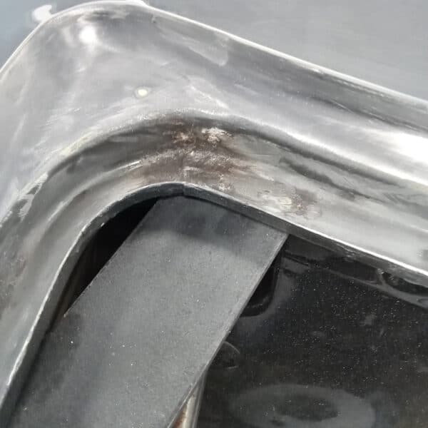 180925 1987 Mercedes 500SL Paint Peel and Rust on Boot 12