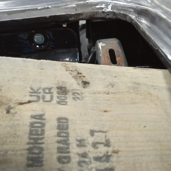 190925 1987 Mercedes 500SL in Epoxy 10