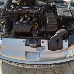 190925 2000 Peugeot 306 Cabriolet Engine Bay Painting 15