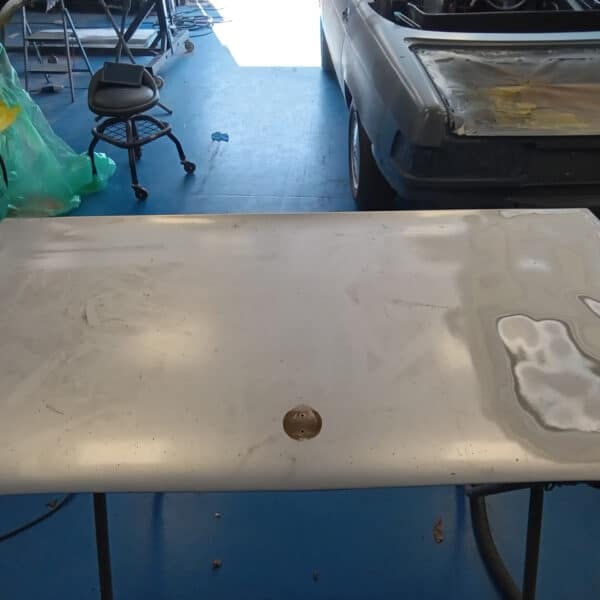 190925 2005 Mercedes Vito Bonnet Stripped 2