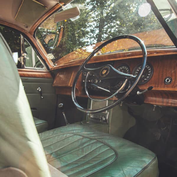 1965 Jaguar MK2 - Image 15