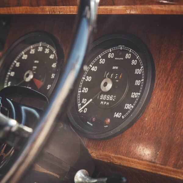 1965 Jaguar MK2 - Image 12