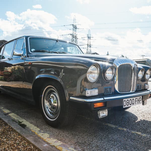 1985 Daimler DS520 Arrival 6