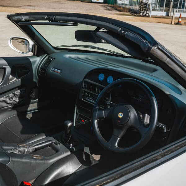 1992 Lotus Elan SE - Image 10