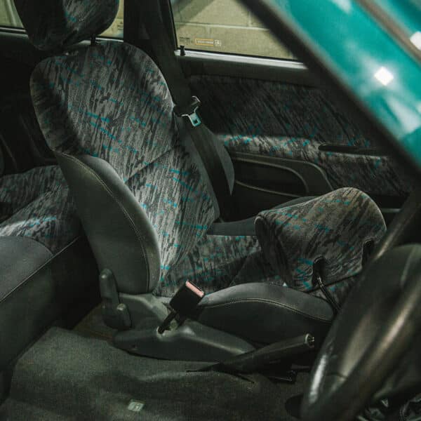 1998 Citroen Saxo VTR Seat Change 1