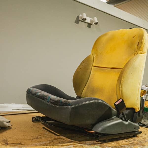 1998 Citroen Saxo VTR Seat Change 10