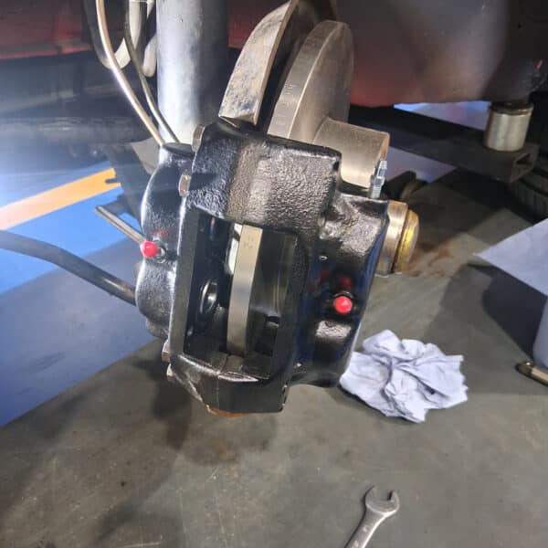 200925 1987 Maserati BiTurbo New Pads and Discs 5