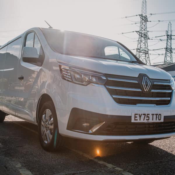 2025 Renault Traffic Arrival 5