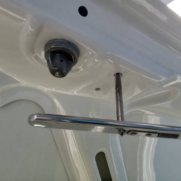 23.09.2025 1969 Audi 70L White more fitting up 10