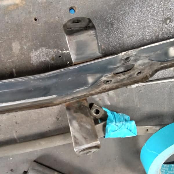 23.09.2025 1969 Audi 70L White wiper motor 18