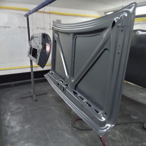 23.09.2025 1978 Mercedes 350SL epoxy 16