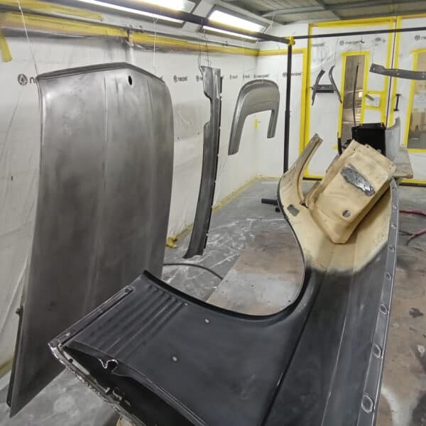 23.09.2025 1978 Mercedes 350SL epoxy 5
