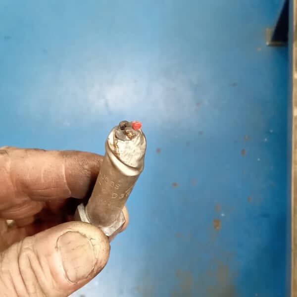 23.09.2025 1994 TVR Chimaera Blue oxygen sensor 4