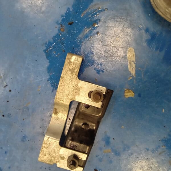 23.09.2025 Audi 70L White wiper motor more 2