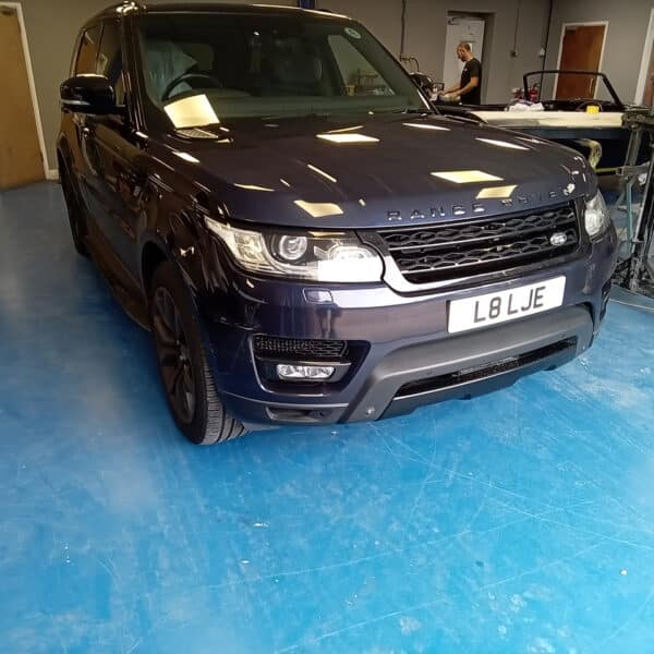 230925 2014 Range Rover Sport Bumper Removal 10