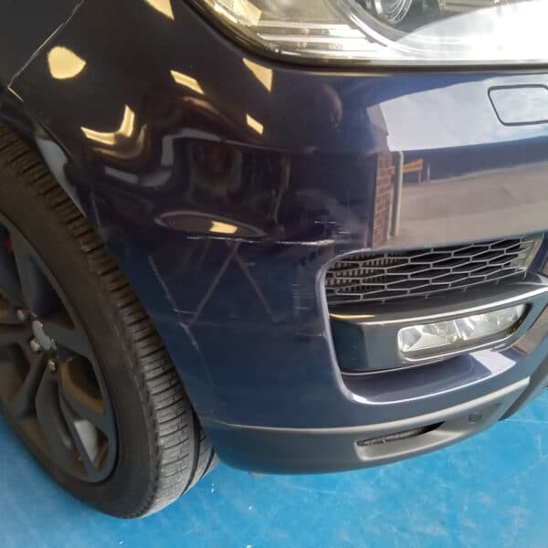 230925 2014 Range Rover Sport Bumper Removal 12