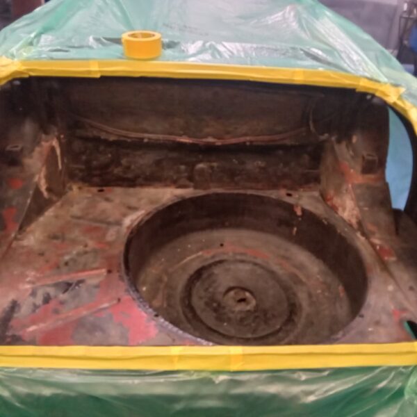 240925 1969 Aston Martin DB6 Boot Painted 7