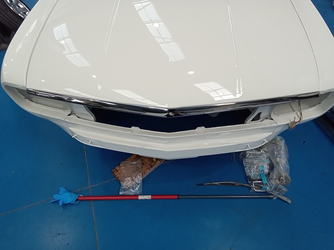240925 1969 Audi 70L Reassembly 17