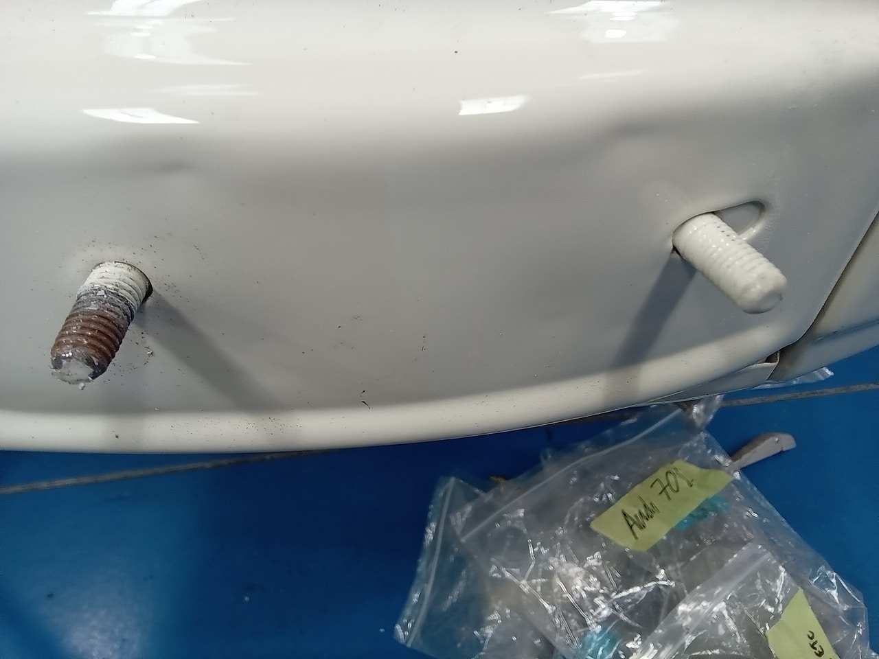 240925 1969 Audi 70L Reassembly 7