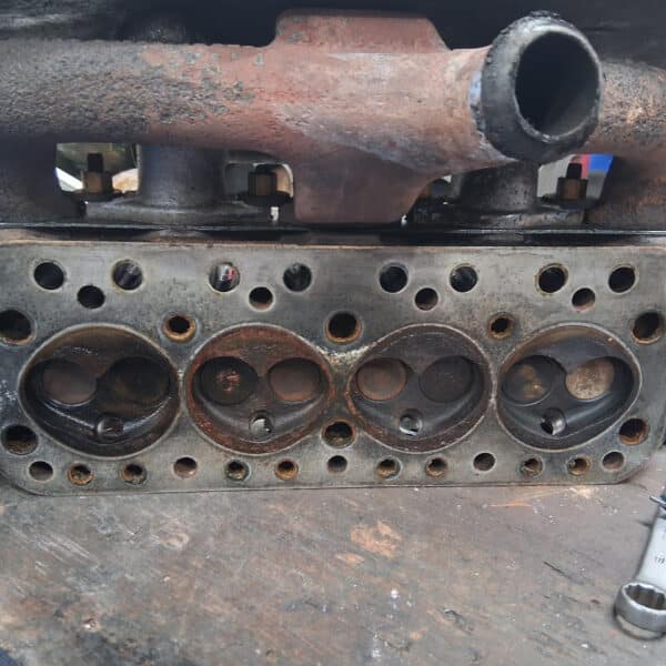 250925 1959 Austin Healey Frogeye Cylinder Head Removal and Head Gasket Failure 5