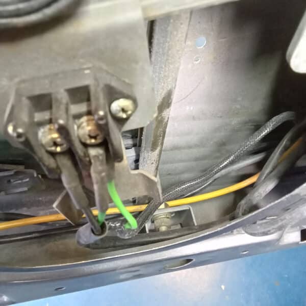 250925 1987 Mercedes 500SL Door Strip Down 29
