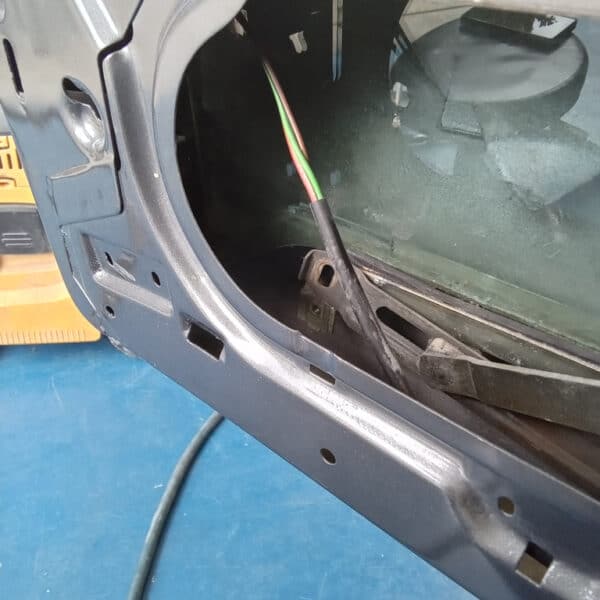 250925 1987 Mercedes 500SL Door Strip Down 30