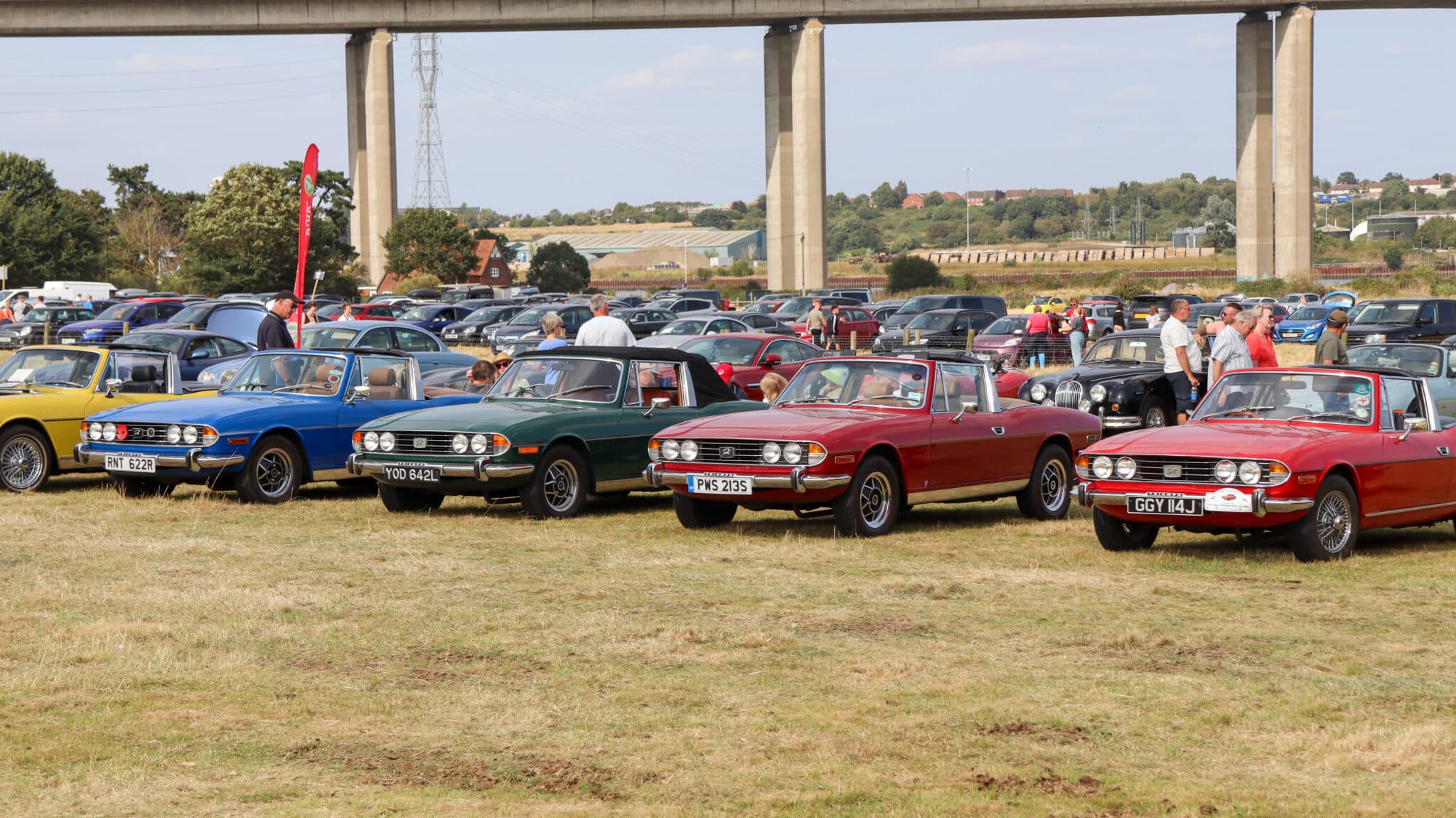 27082024 Classic and Sports Cars by the Bridge 2024 68 1 scaled