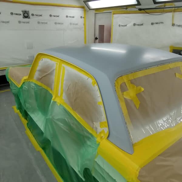 270825 1969 Audi 70L Roof Painted 11