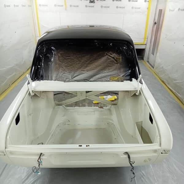 270825 1969 Audi 70L Roof Painted
