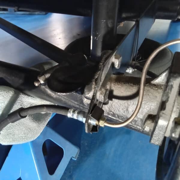 270925 1969 Audi 70L reassembly2 12