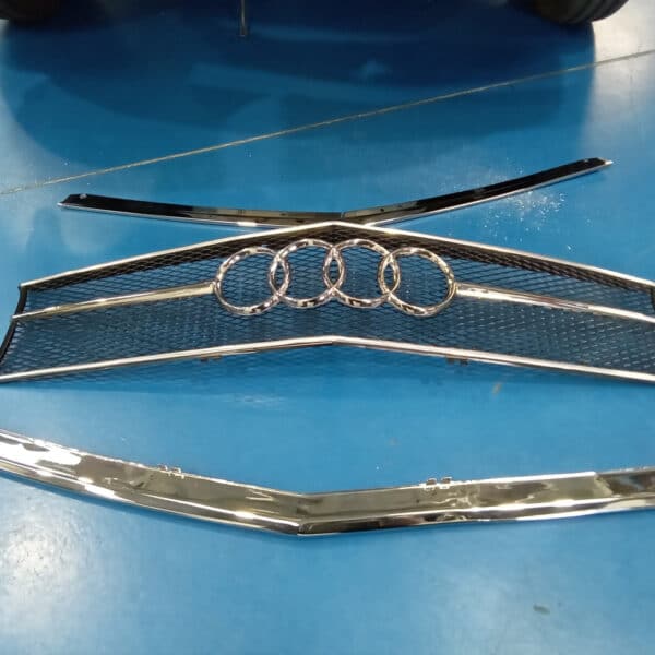 270925 1969 Audi 70L reassembly2 2