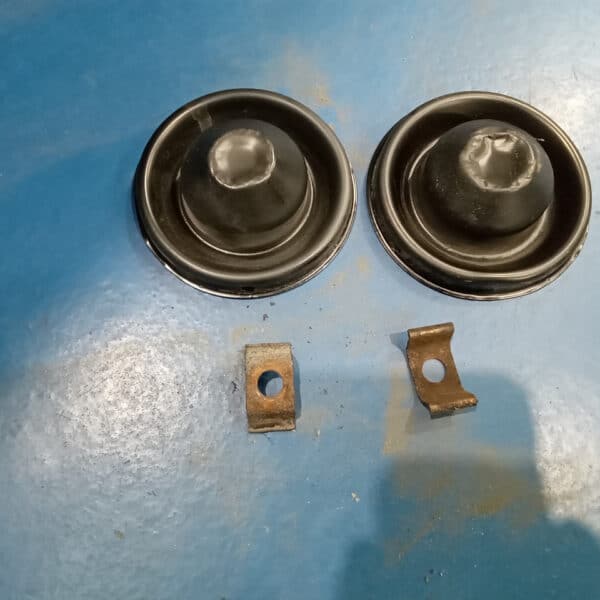 270925 1969 Audi 70L reassembly2 9